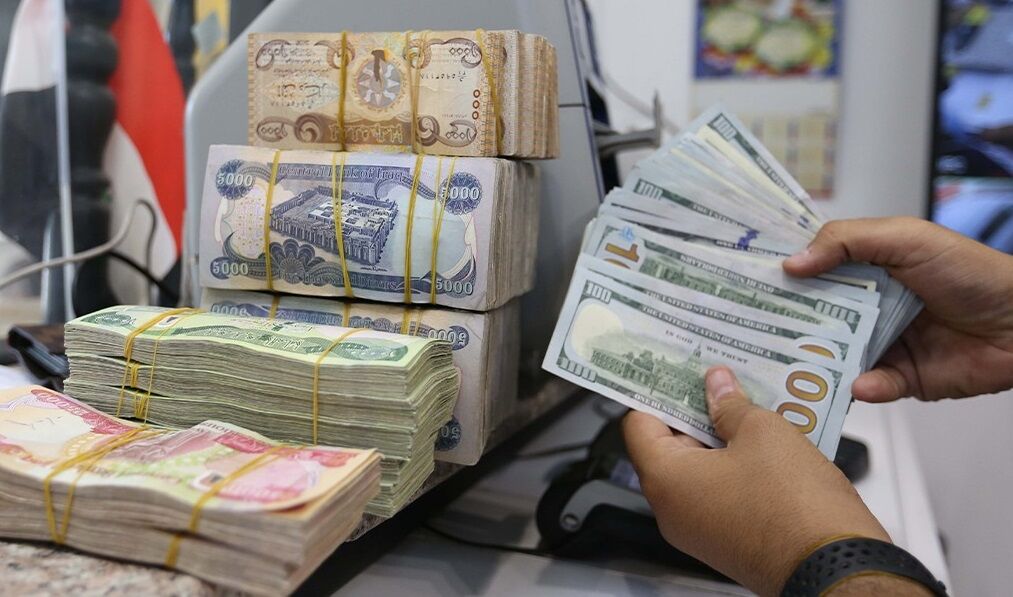 عکس/ چارتی که ترامپ دراز نرخ دلار در ایران منتشر کرد