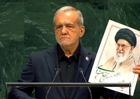 برای دفاع از کشورمان از هیچ‌کسی اجازه نمی‌گیریم/ بمب اتم در اسرائیل است، اما بازرسان در ایران هستند