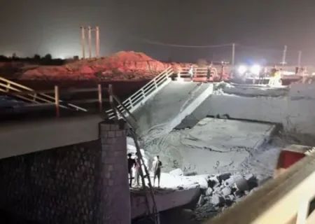 بازسازی کامل پل گریوه در محور بندرعباس-بندر خمیر؛ پل به‌زودی به بهره‌برداری می‌رسد